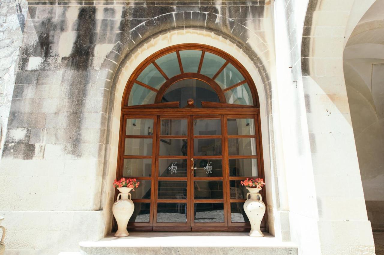 Palazzo Scarciglia Hotel Минервино ди Лече Екстериор снимка